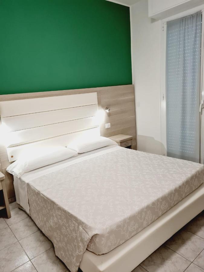 Hotel San Marco Пезаро Экстерьер фото