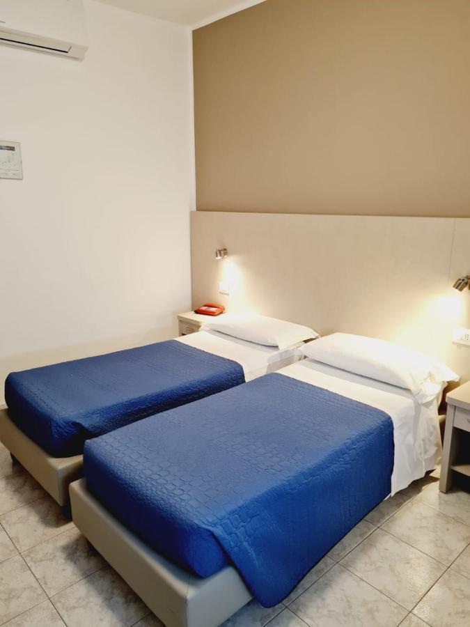 Hotel San Marco Пезаро Экстерьер фото