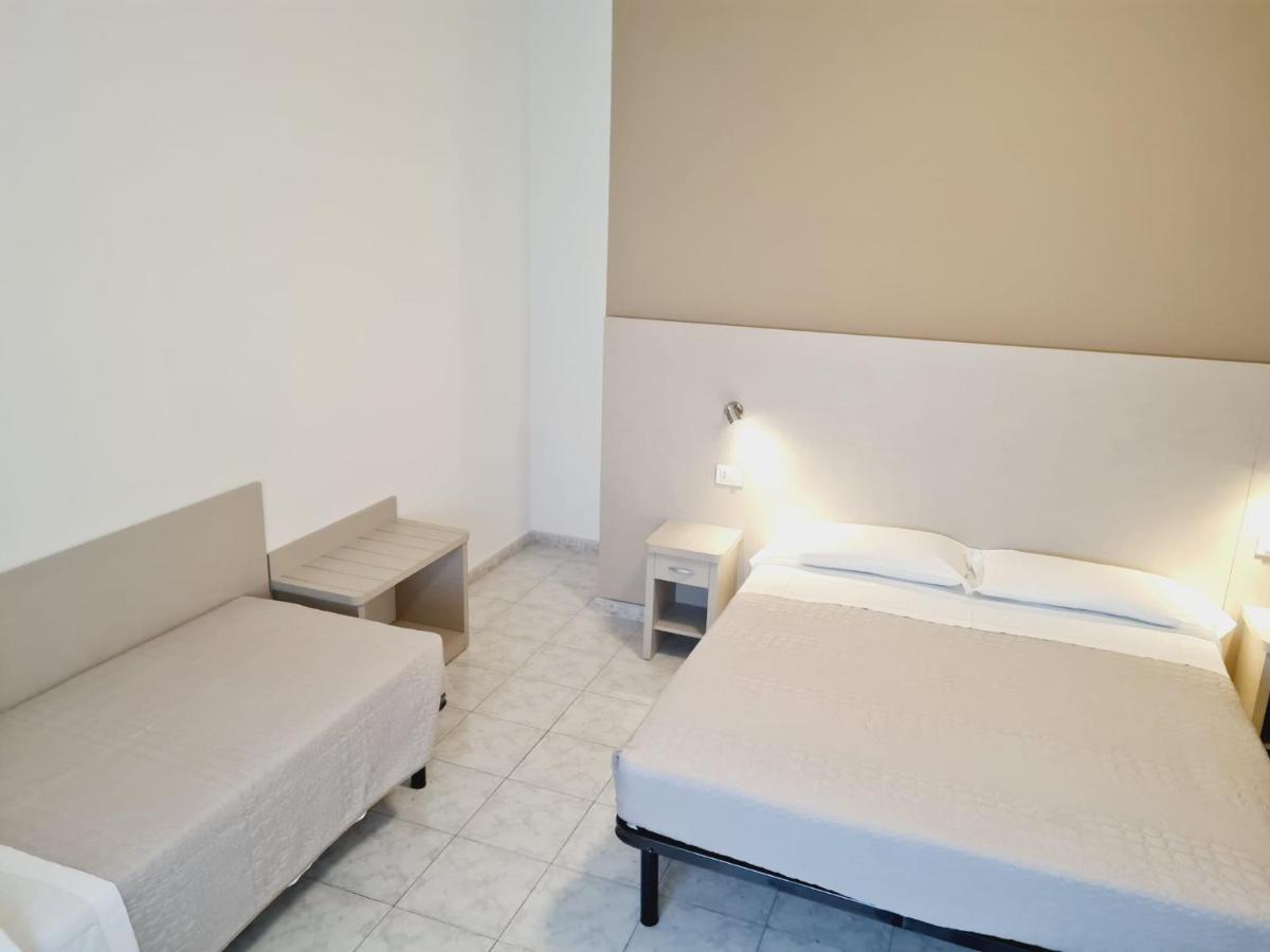 Hotel San Marco Пезаро Экстерьер фото