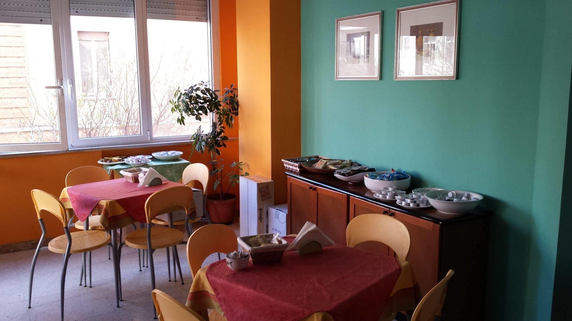 Hotel San Marco Пезаро Экстерьер фото